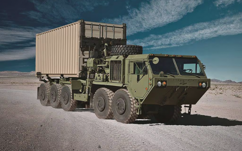 Oshkosh Military Trucks with Run-Flat Tires