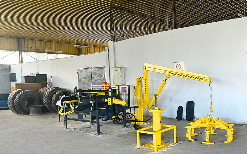 Run-Flat Changer Machine Installed in the Military Warehouse