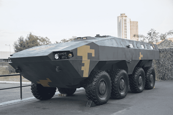military-vehicles-with-runflat-tires-